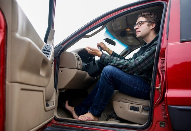 Is It Illegal to Drive Barefoot in Florida